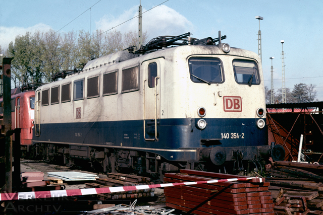 DB AG (Deutsche Bahn AG) 140 354-2