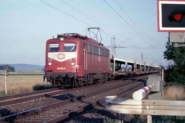 DB (Deutsche Bundesbahn) 140 102-5