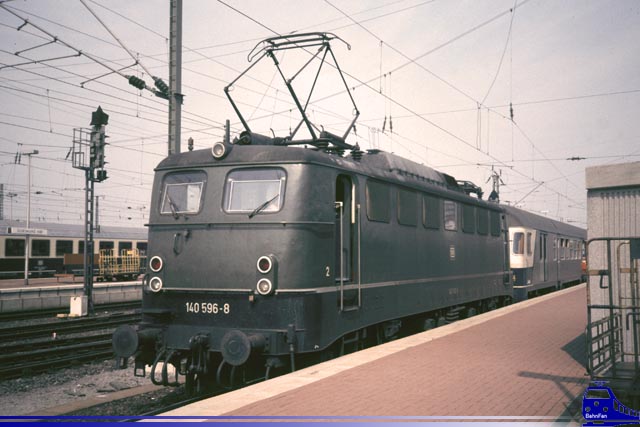 DB (Deutsche Bundesbahn) 140 596-8